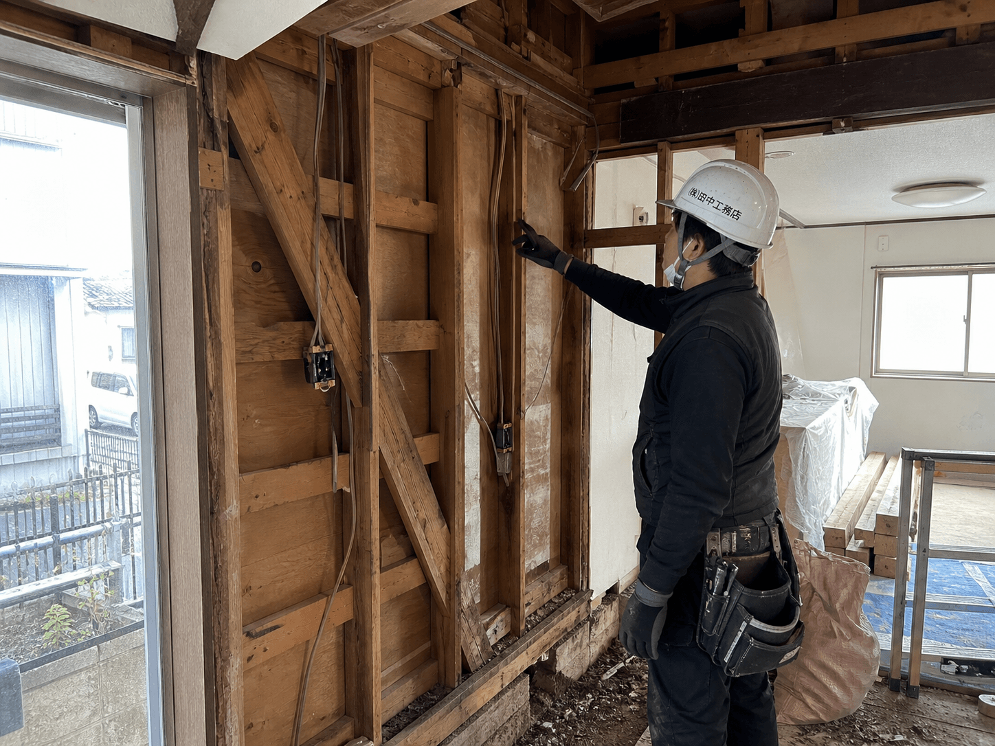リフォーム工事中 — 構造躯体の確認作業
